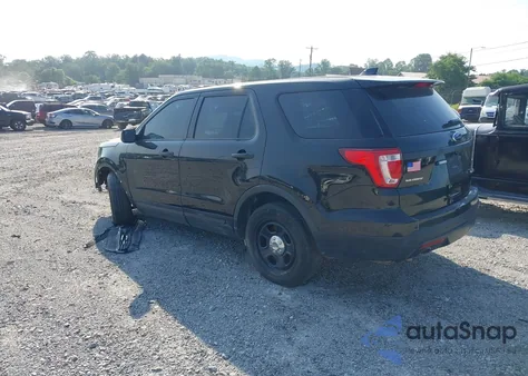 2016 Ford Police Interceptor из США, поврежденный, VIN 1FM5K8AR6GGA19144